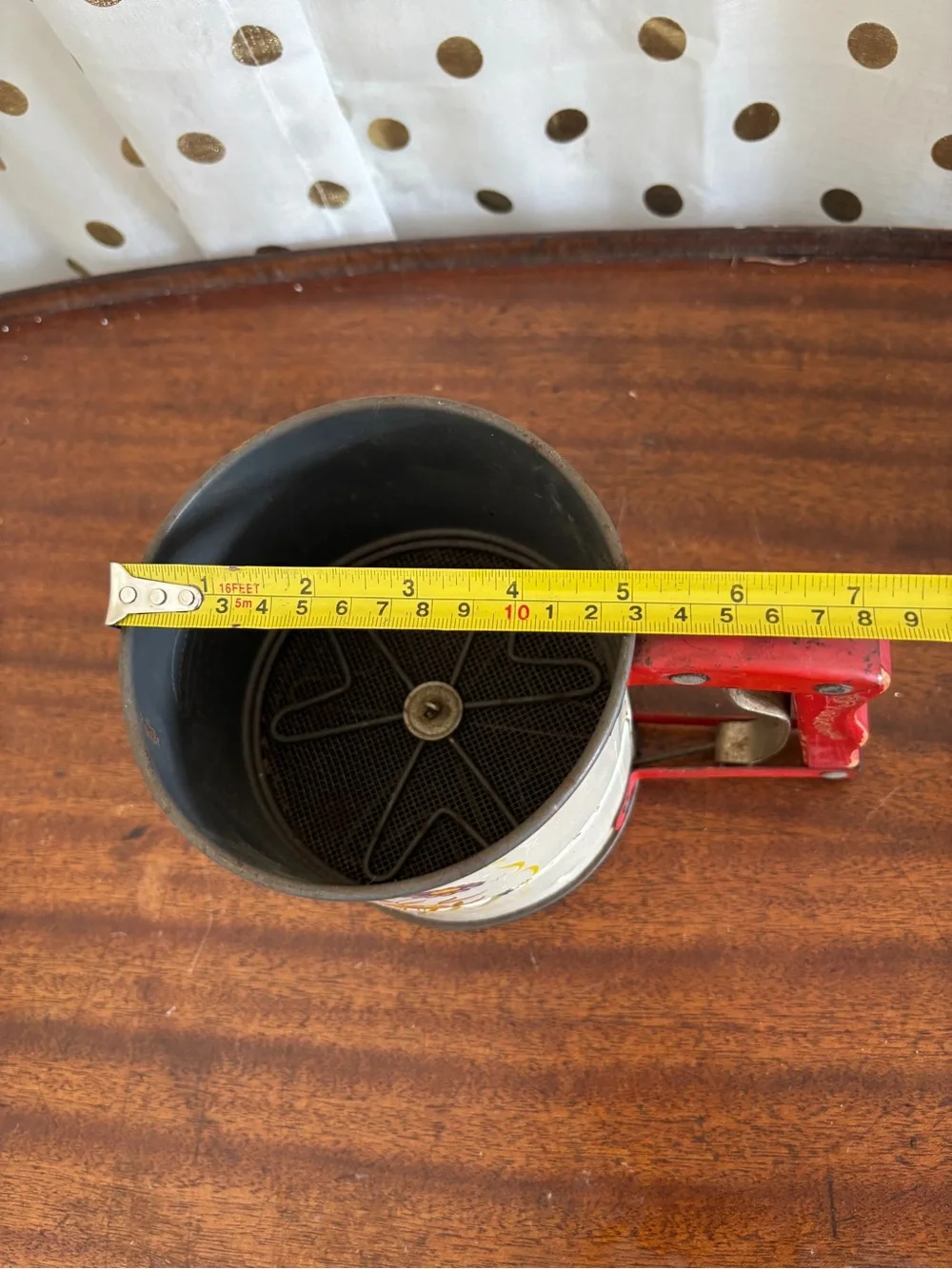Cream Vintage Androck Hand-i-Sift Floral Sifter with Red Handle 1940s